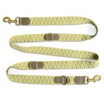 Premium Leine Olivgrün liegt