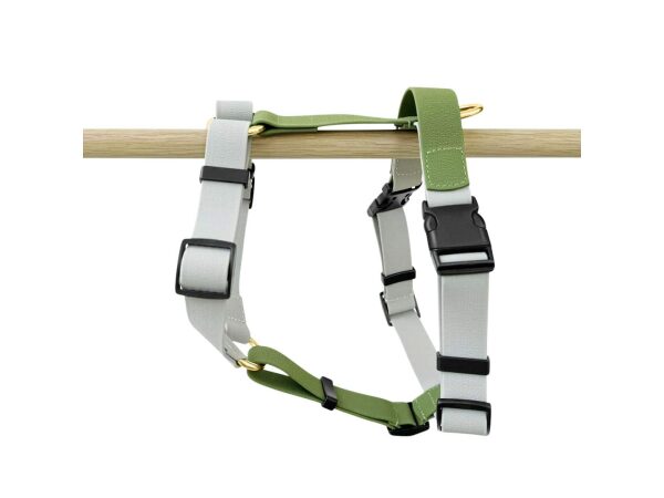 Outdoor Führgeschirr in Grau/Grün hängend